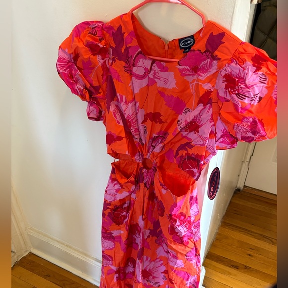 Scoop Women's Cut Out Midi Dress with Puff Sleeves - Picture 2 of 10